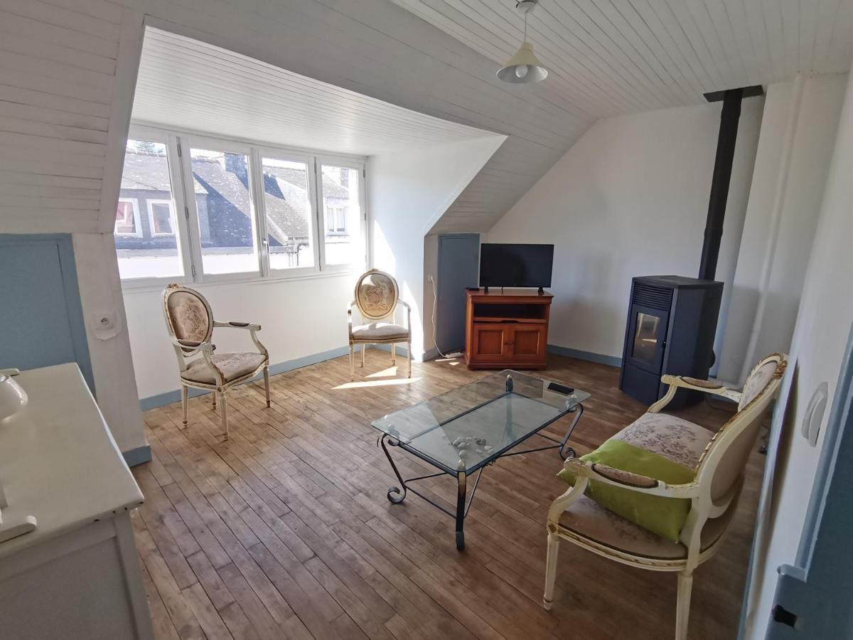 Mignon appartement sous les toits Guéméné-sur-Scorff Extérieur photo