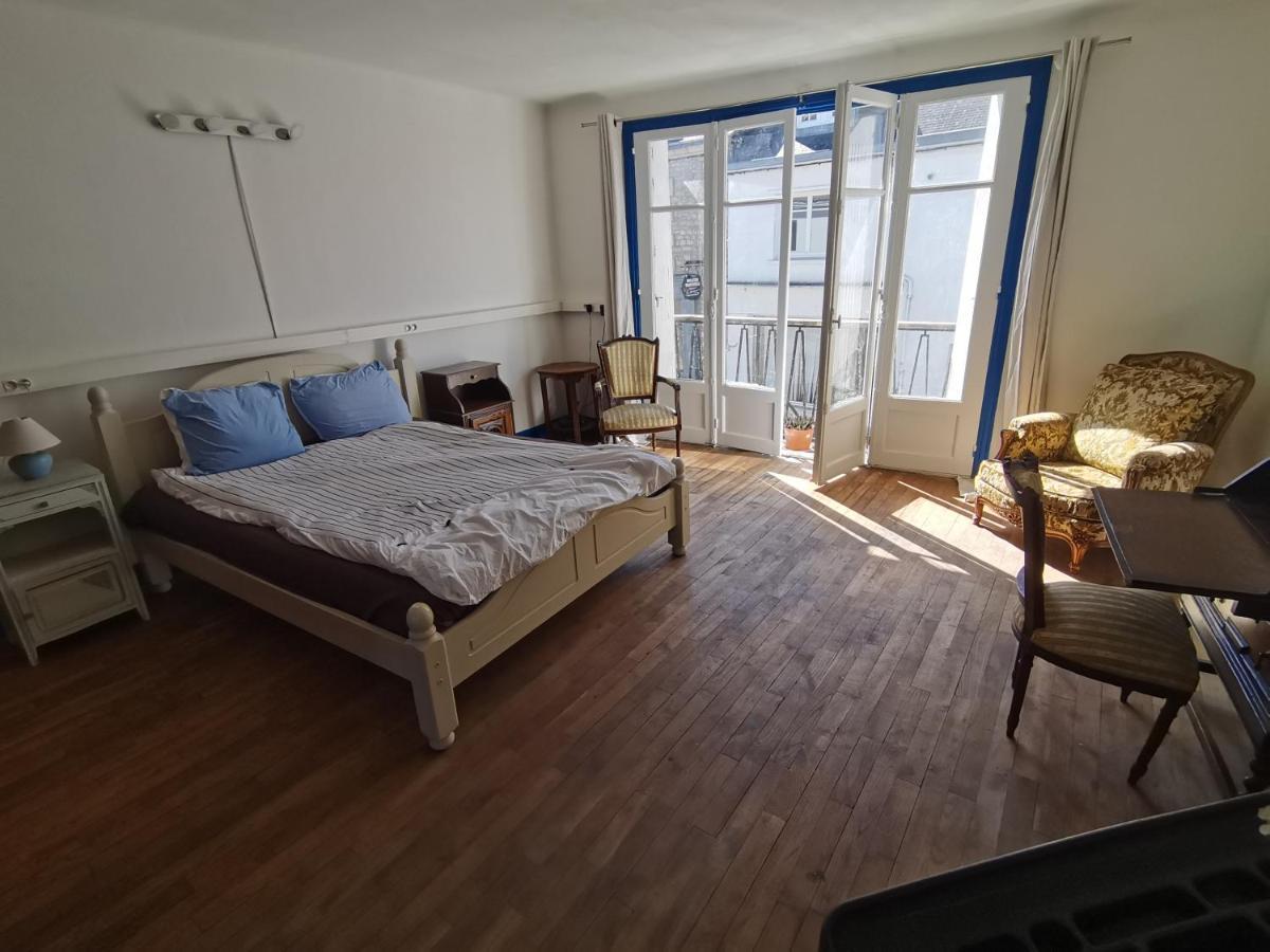 Mignon appartement sous les toits Guéméné-sur-Scorff Extérieur photo